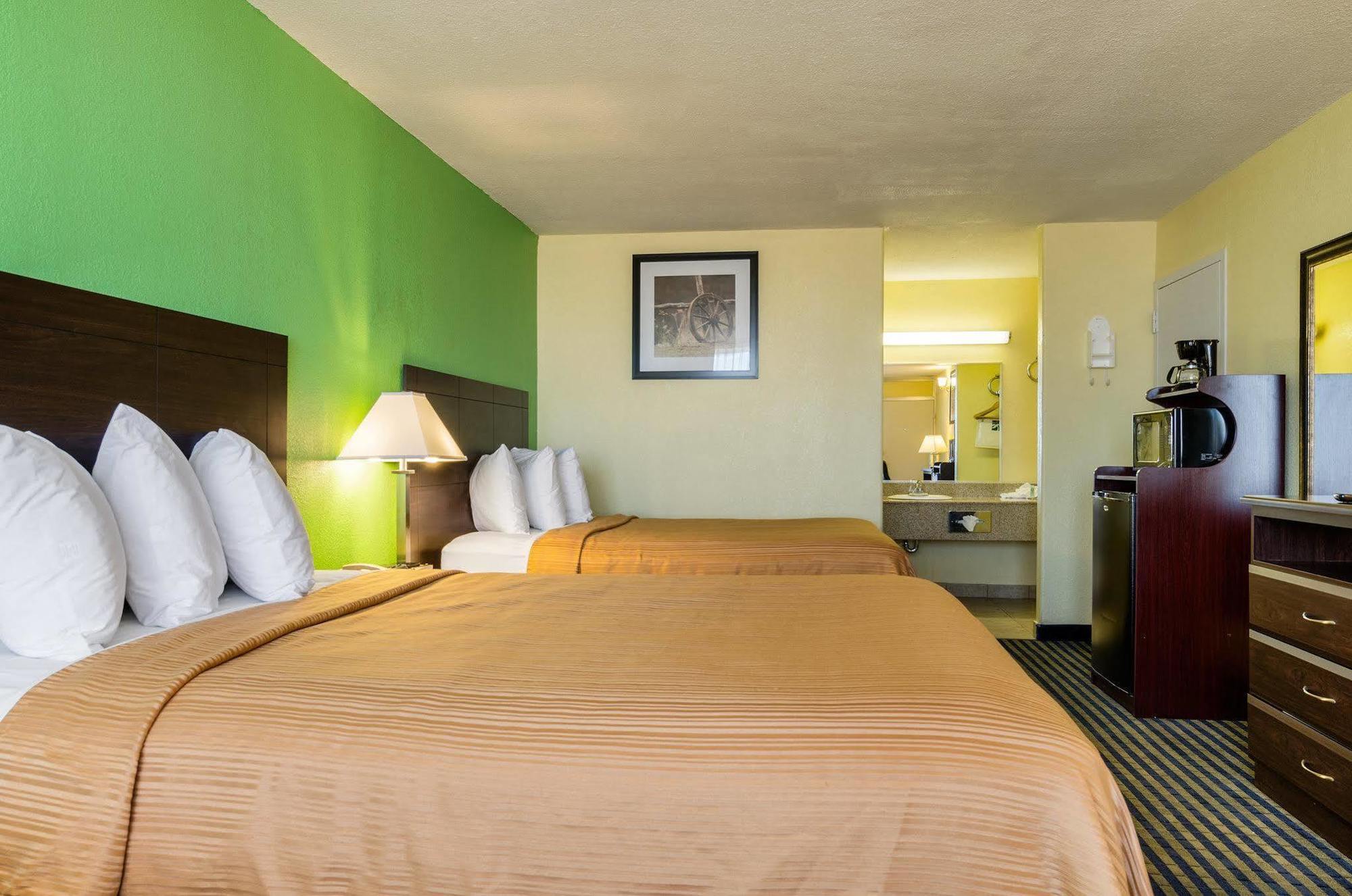 Quality Inn Liberal Exterior foto